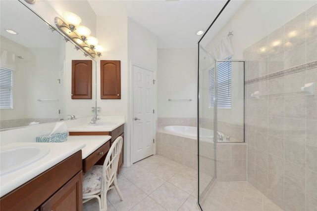 6841 74TH STREET CIRCLE E, Bradenton, FL 34203