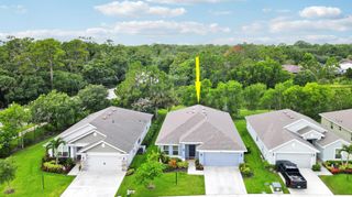 886 NE Whistling Duck Way, Port St Lucie, FL 34983