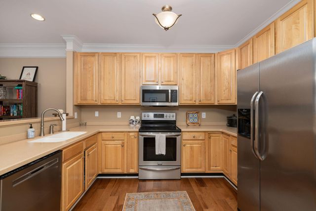 1025 Riverland Woods Place 914, Charleston, SC 29412