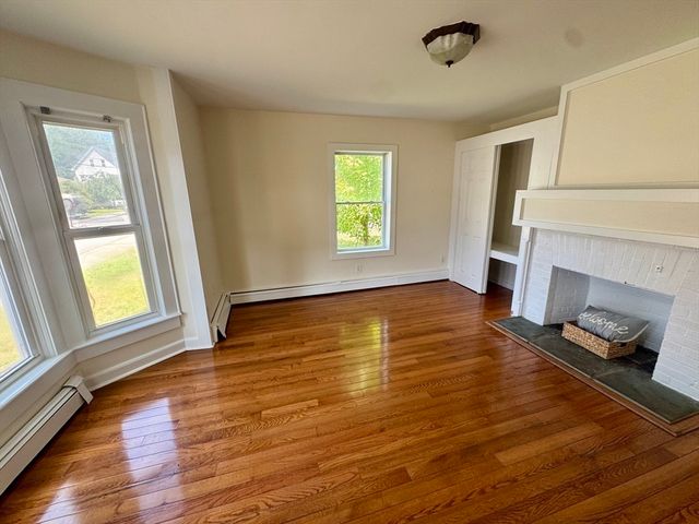 48 Pleasant St 1, Holbrook, MA 02343