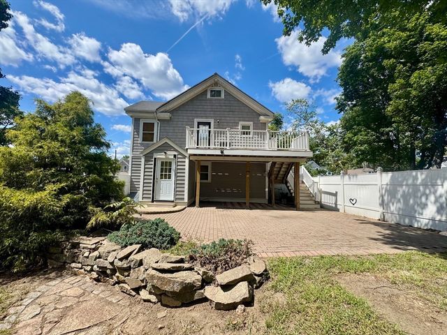 48 Pleasant St 1, Holbrook, MA 02343