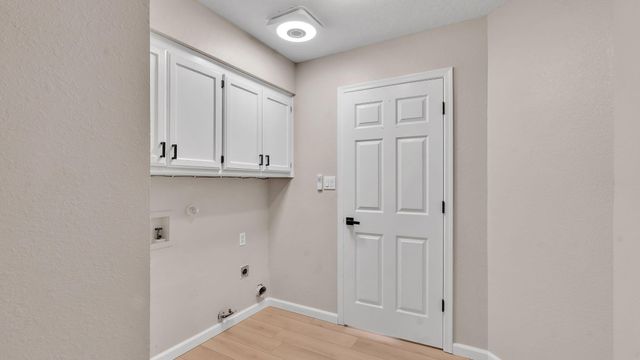 3509 Ronda De Lechusas NW, Albuquerque, NM 87120