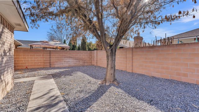 3509 Ronda De Lechusas NW, Albuquerque, NM 87120