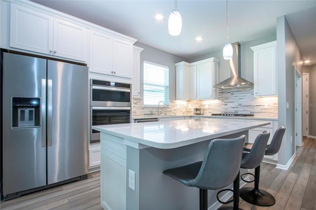 8313 OCEAN TIDES COVE, Parrish, FL 34219