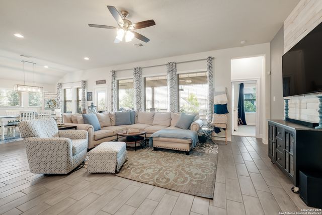 12210 Cowgirl Creek, San Antonio, TX 78254