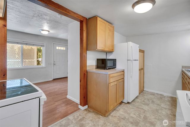 6201 44th Avenue E, Tacoma, WA 98443