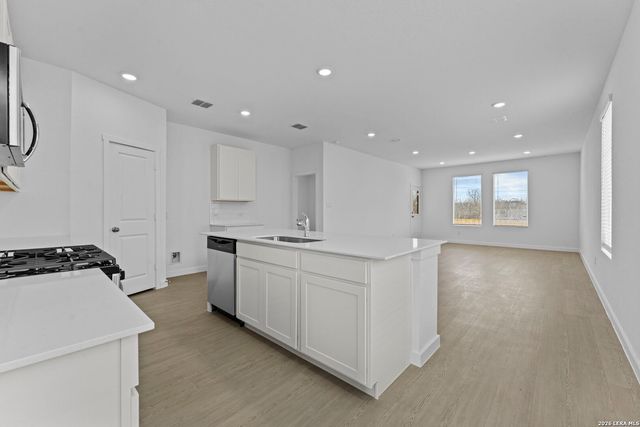 6521 Titan Park, Converse, TX 78109