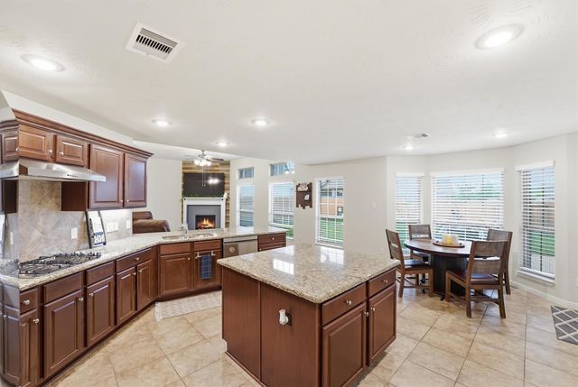 7131 Limestone Circle, Manvel, TX 77578