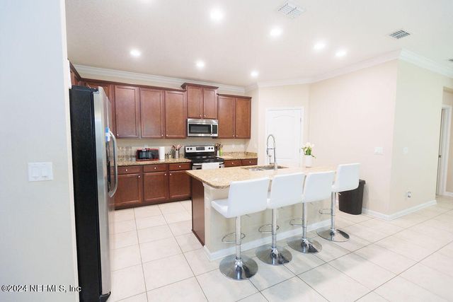 16150 BLOSSOM LAKE Drive, Jacksonville, FL 32218