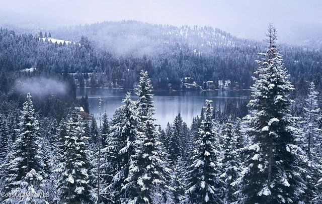 15818 N MORGAN LN, Hayden, ID 83835