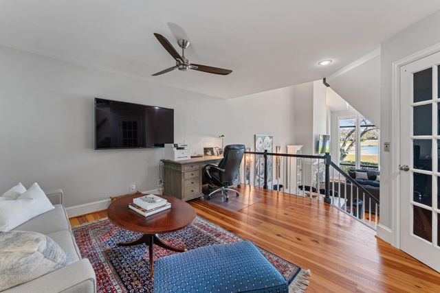 18760 SE Pineneedle Lane, Jupiter, FL 33469