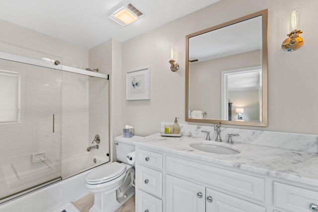 18760 SE Pineneedle Lane, Jupiter, FL 33469