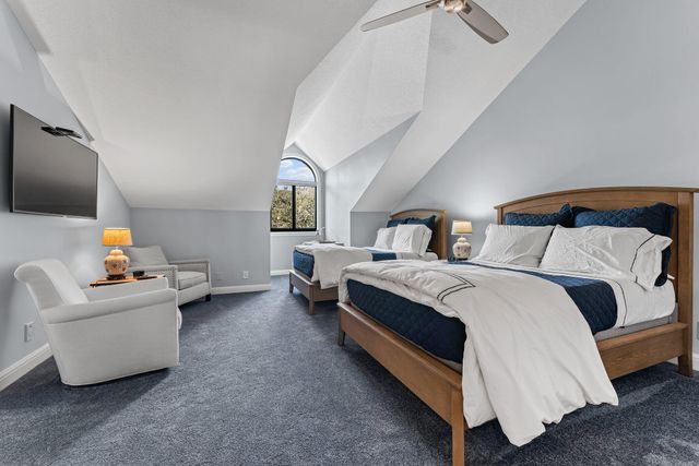 18760 SE Pineneedle Lane, Jupiter, FL 33469