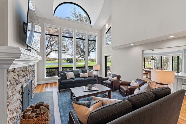 18760 SE Pineneedle Lane, Jupiter, FL 33469