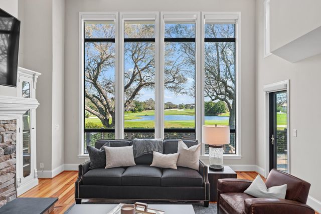 18760 SE Pineneedle Lane, Jupiter, FL 33469