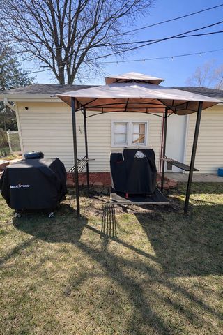 103 Willow Street, Park Forest, IL 60466