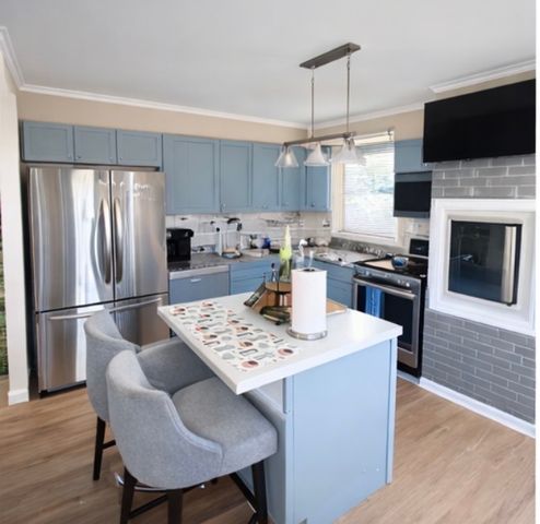 103 Willow Street, Park Forest, IL 60466