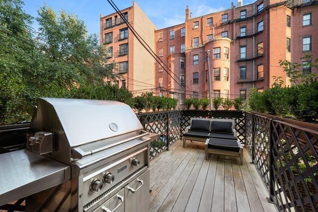 292 Marlborough Street, Boston, MA 02116