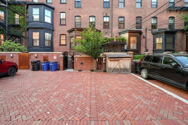 292 Marlborough Street, Boston, MA 02116