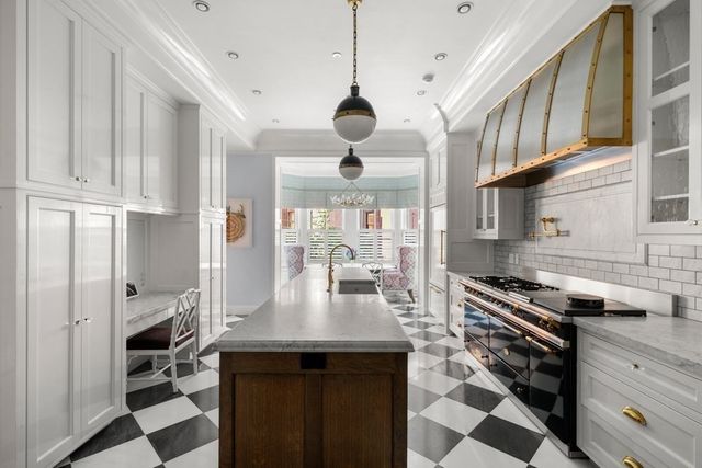 292 Marlborough Street, Boston, MA 02116
