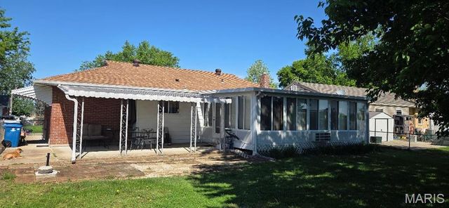8446 Hampstead Drive, Affton, MO 63123