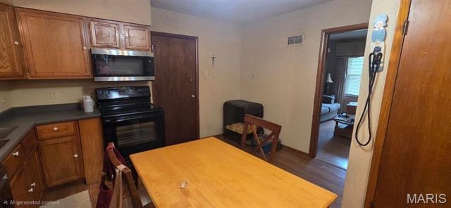 8446 Hampstead Drive, Affton, MO 63123