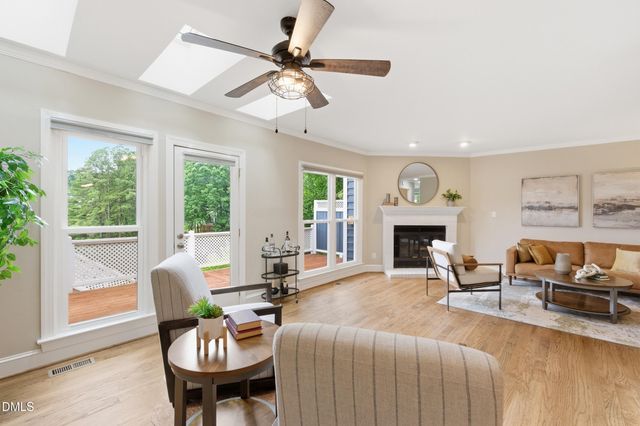7523 Wellesley Park S, Raleigh, NC 27615