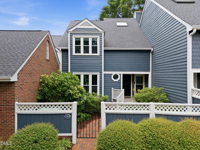 7523 Wellesley Park S, Raleigh, NC 27615
