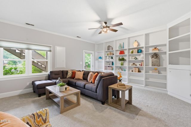 7523 Wellesley Park S, Raleigh, NC 27615