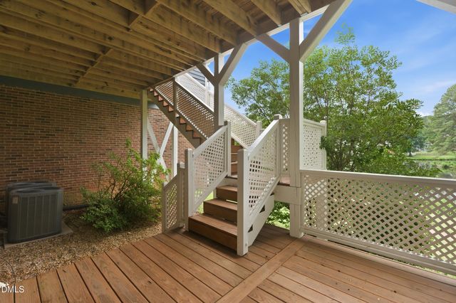 7523 Wellesley Park S, Raleigh, NC 27615