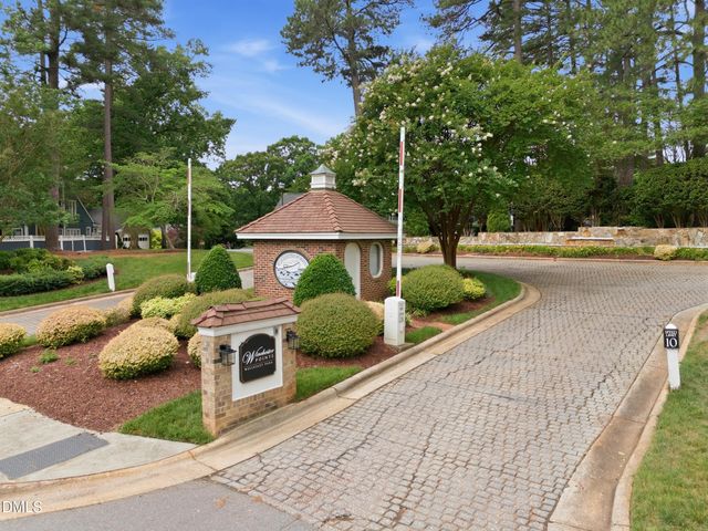 7523 Wellesley Park S, Raleigh, NC 27615