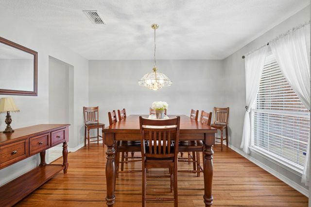 7237 Brinkley Street, Navarre, FL 32566