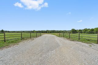 000 Hwy Zz, Clever, MO 65631