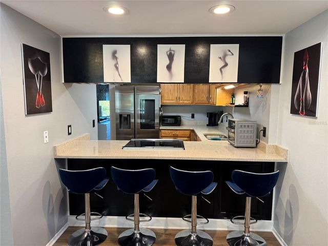 1775 CUPECOY CIRCLE 4, Lutz, FL 33558