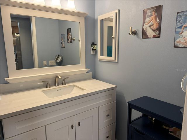 1775 CUPECOY CIRCLE 4, Lutz, FL 33558