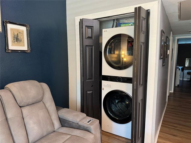 1775 CUPECOY CIRCLE 4, Lutz, FL 33558