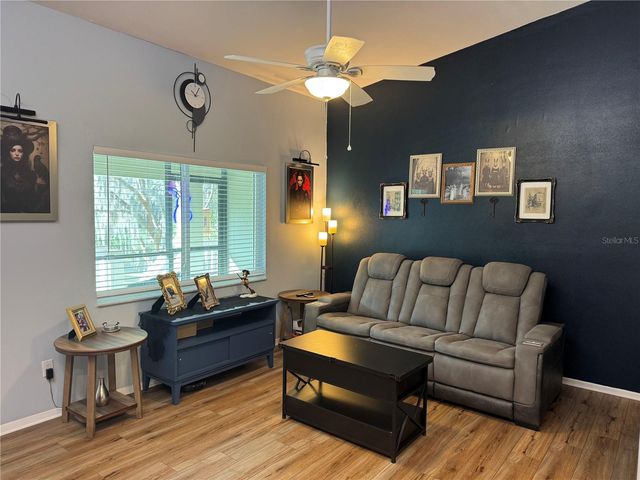 1775 CUPECOY CIRCLE 4, Lutz, FL 33558