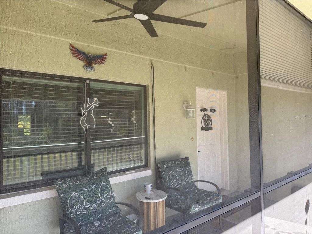 Image 1 of property listing at 1775 CUPECOY CIRCLE 4, Lutz, FL 33558