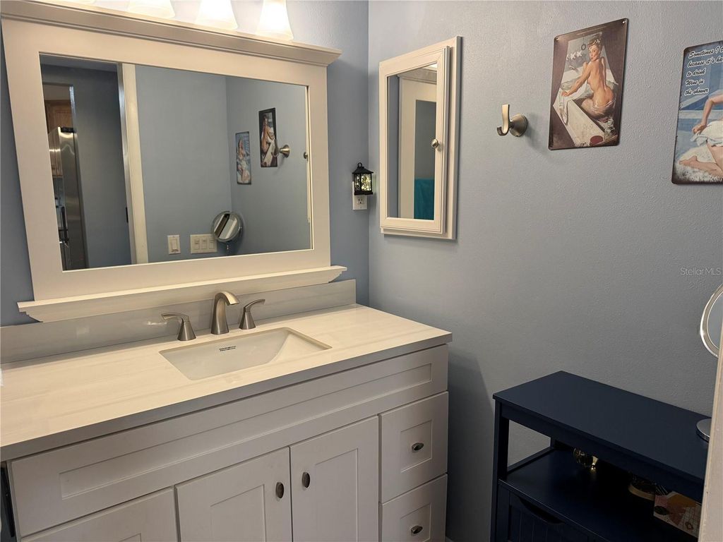 Image 13 of property listing at 1775 CUPECOY CIRCLE 4, Lutz, FL 33558