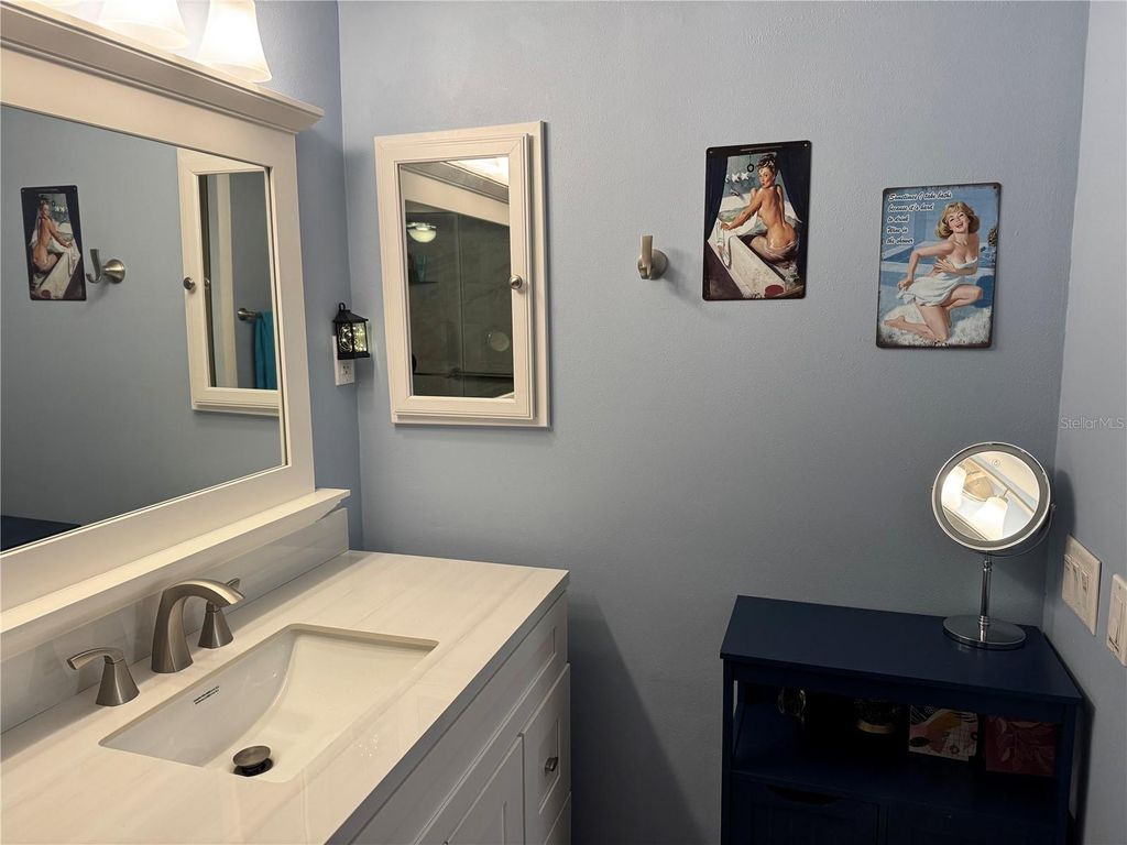 Image 15 of property listing at 1775 CUPECOY CIRCLE 4, Lutz, FL 33558