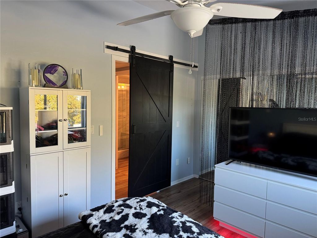 Image 22 of property listing at 1775 CUPECOY CIRCLE 4, Lutz, FL 33558