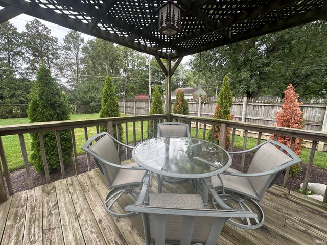 1022 Wolverton Drive, Fort Wayne, IN 46825