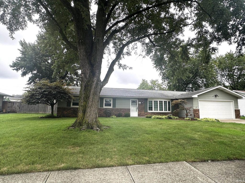 1022 Wolverton Drive, Fort Wayne, IN 46825