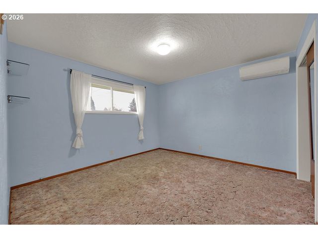 117 ALLEN Ave, Springfield, OR 97477