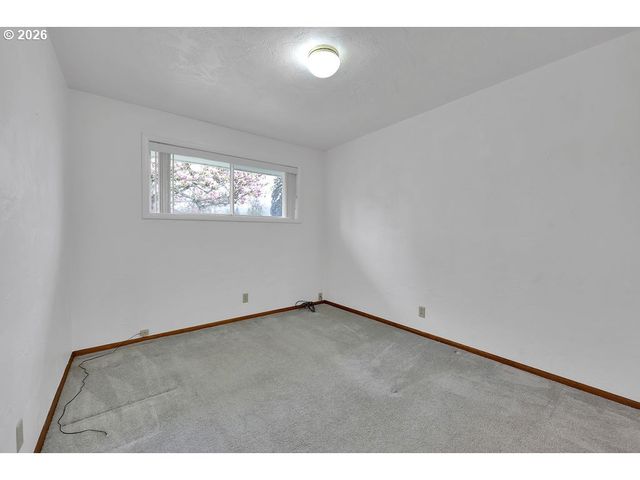 117 ALLEN Ave, Springfield, OR 97477