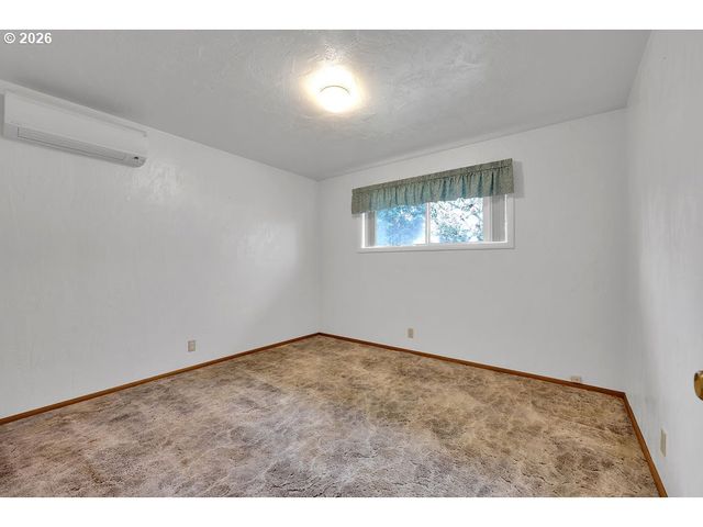 117 ALLEN Ave, Springfield, OR 97477