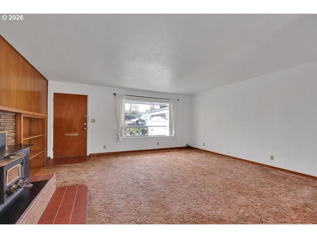 117 ALLEN Ave, Springfield, OR 97477