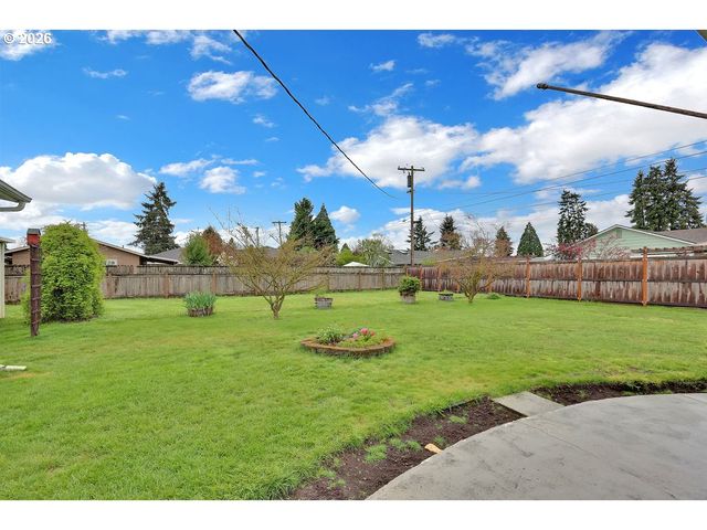 117 ALLEN Ave, Springfield, OR 97477