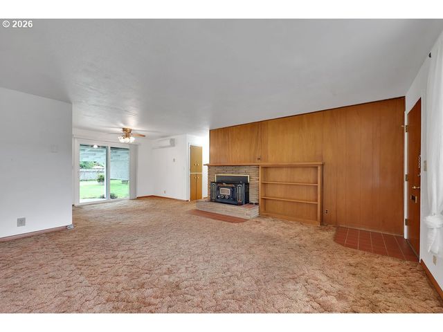 117 ALLEN Ave, Springfield, OR 97477