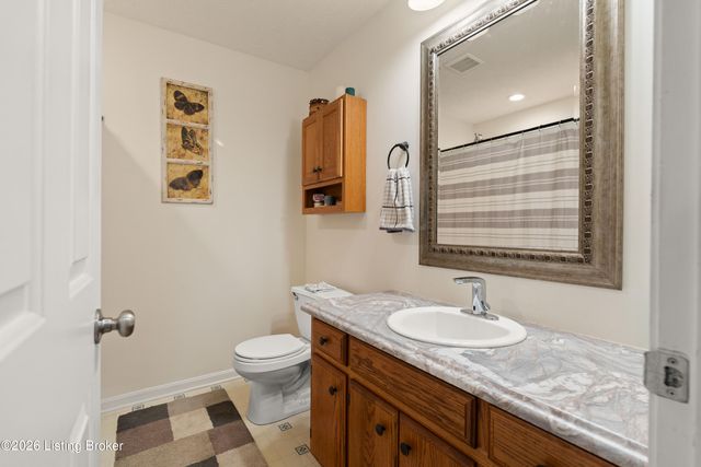 241 Emma Ct, Mt Washington, KY 40047